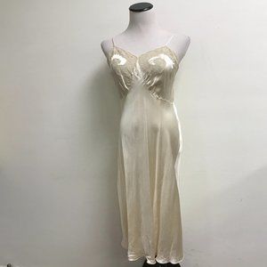 Vintage ivory lace silk gown spaghetti straps long gown chemise lingerie M